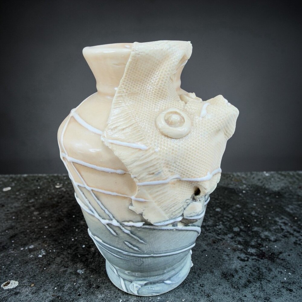 Delicate Ceramic Vase Vessel With Texture Flower Pot Container Vintage Decor‎
